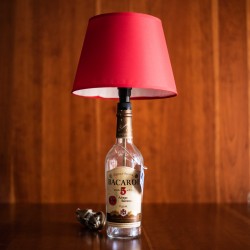 Lampada artigianale bottiglia Bacardi